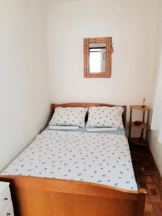Dalmatino Apartmani Vir Exterior photo